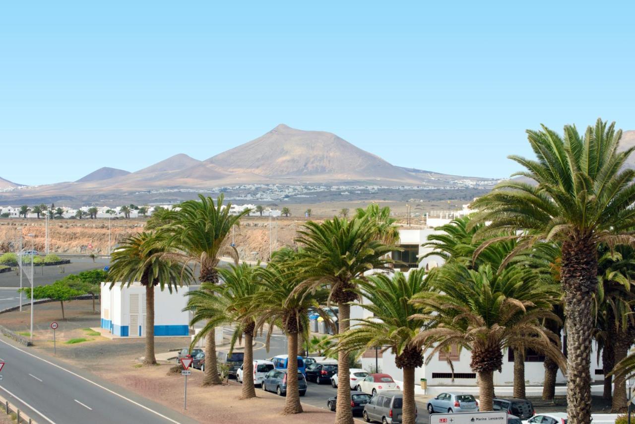 Апартаменты Lanzahost Oceanis XXI Арресифе Экстерьер фото